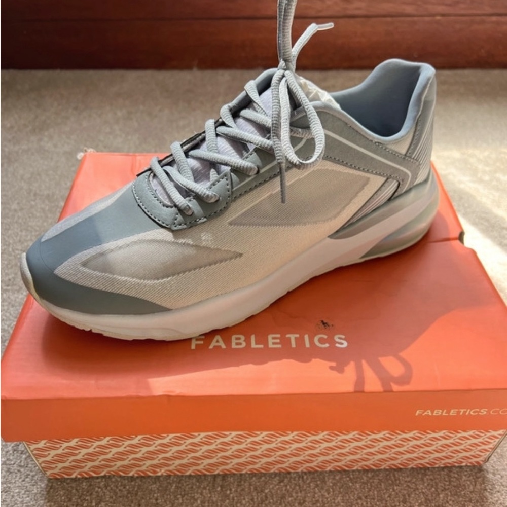 Fabletics sneakers